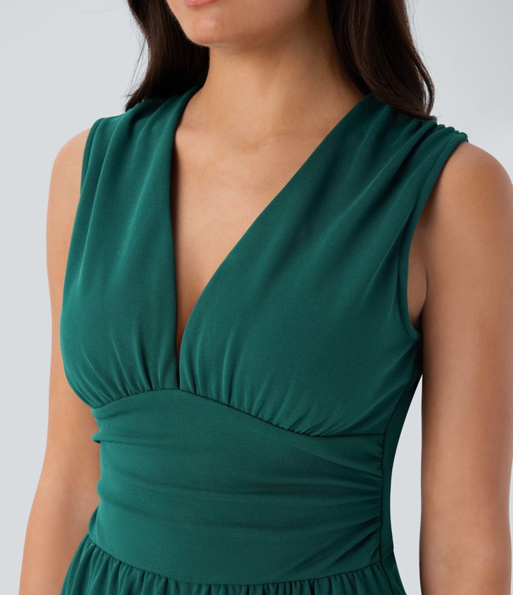 Ärmelloser Jumpsuit mit V-Ausschnitt