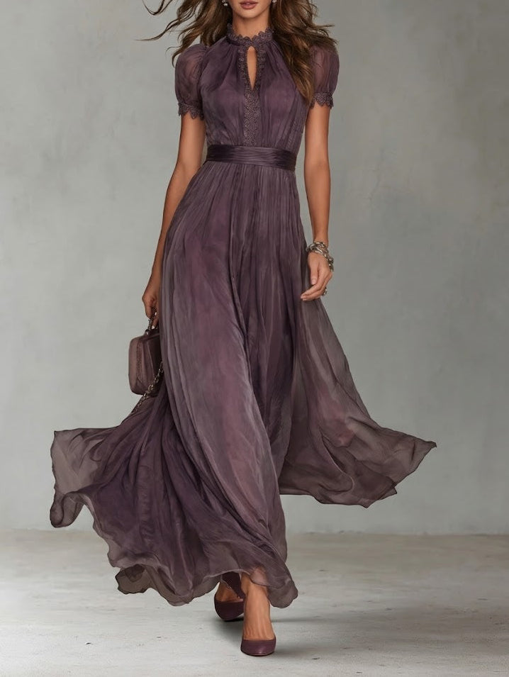 Flavia — Langes Chiffon-Kleid mit Spitzendetails