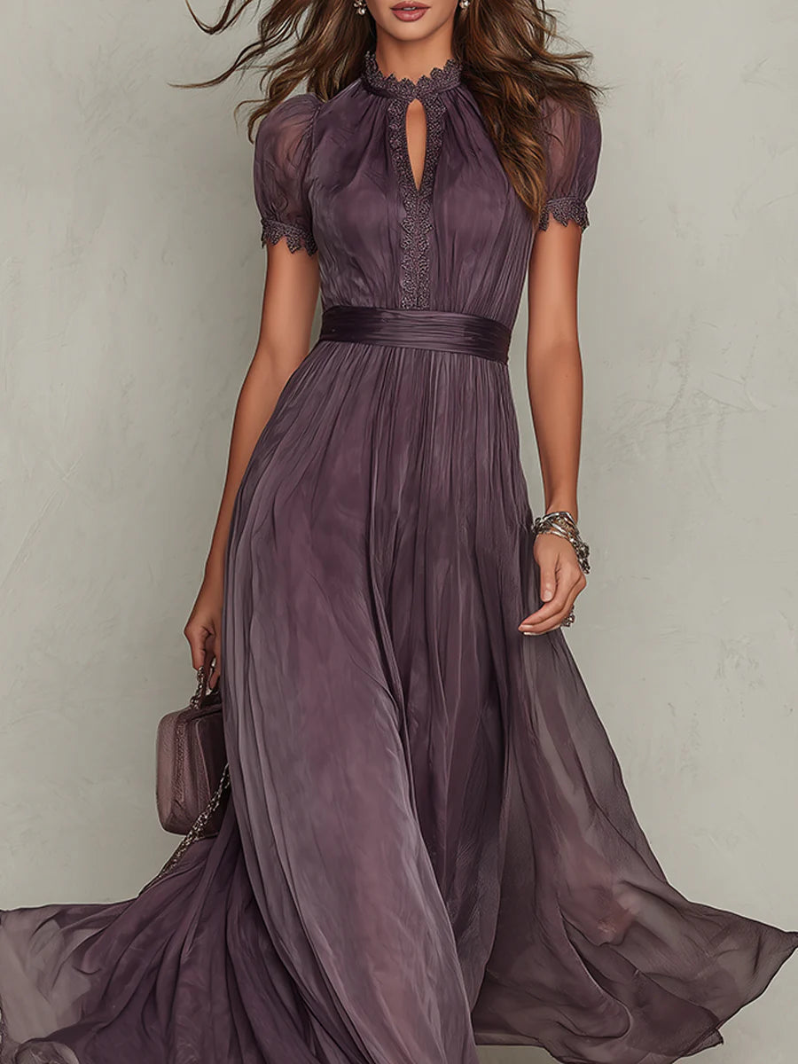 Flavia — Langes Chiffon-Kleid mit Spitzendetails