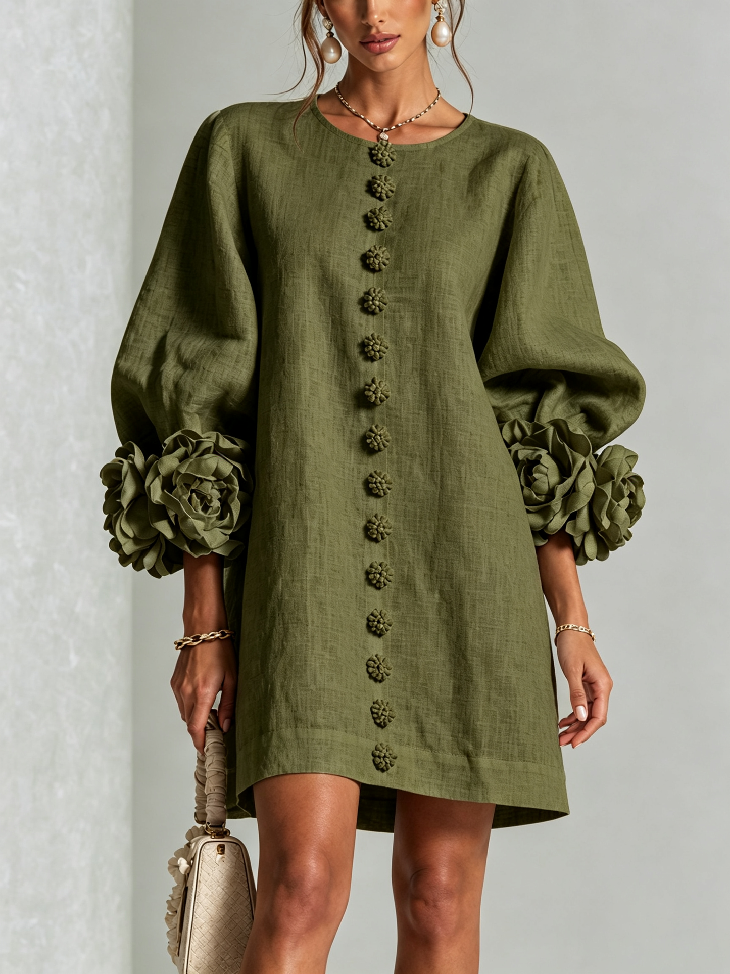 Weißes Blumendesign Hemdblusenkleid mit auffälligen Blumenkämpfen