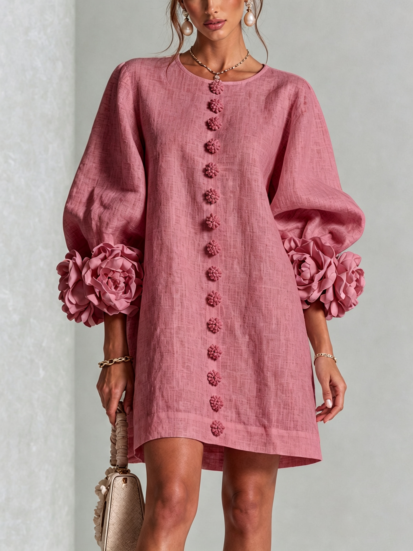 Weißes Blumendesign Hemdblusenkleid mit auffälligen Blumenkämpfen