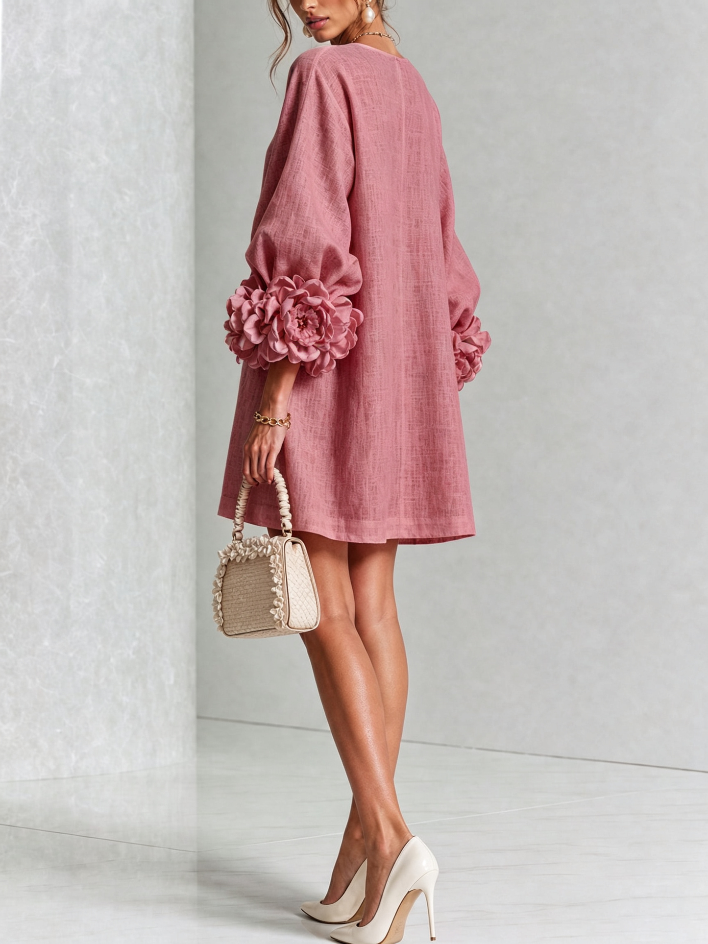 Weißes Blumendesign Hemdblusenkleid mit auffälligen Blumenkämpfen