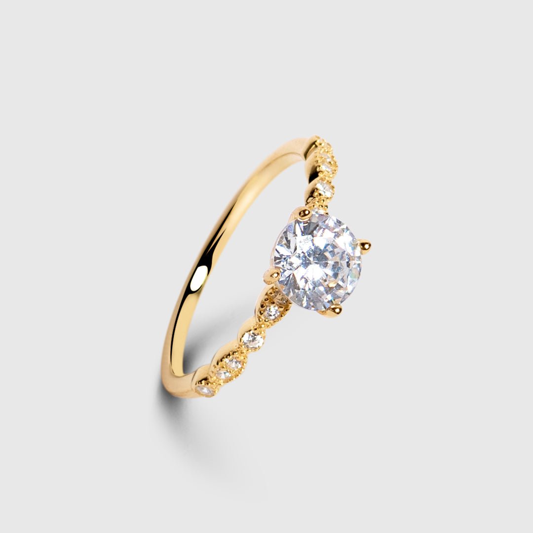 Pretty Crystal Ring